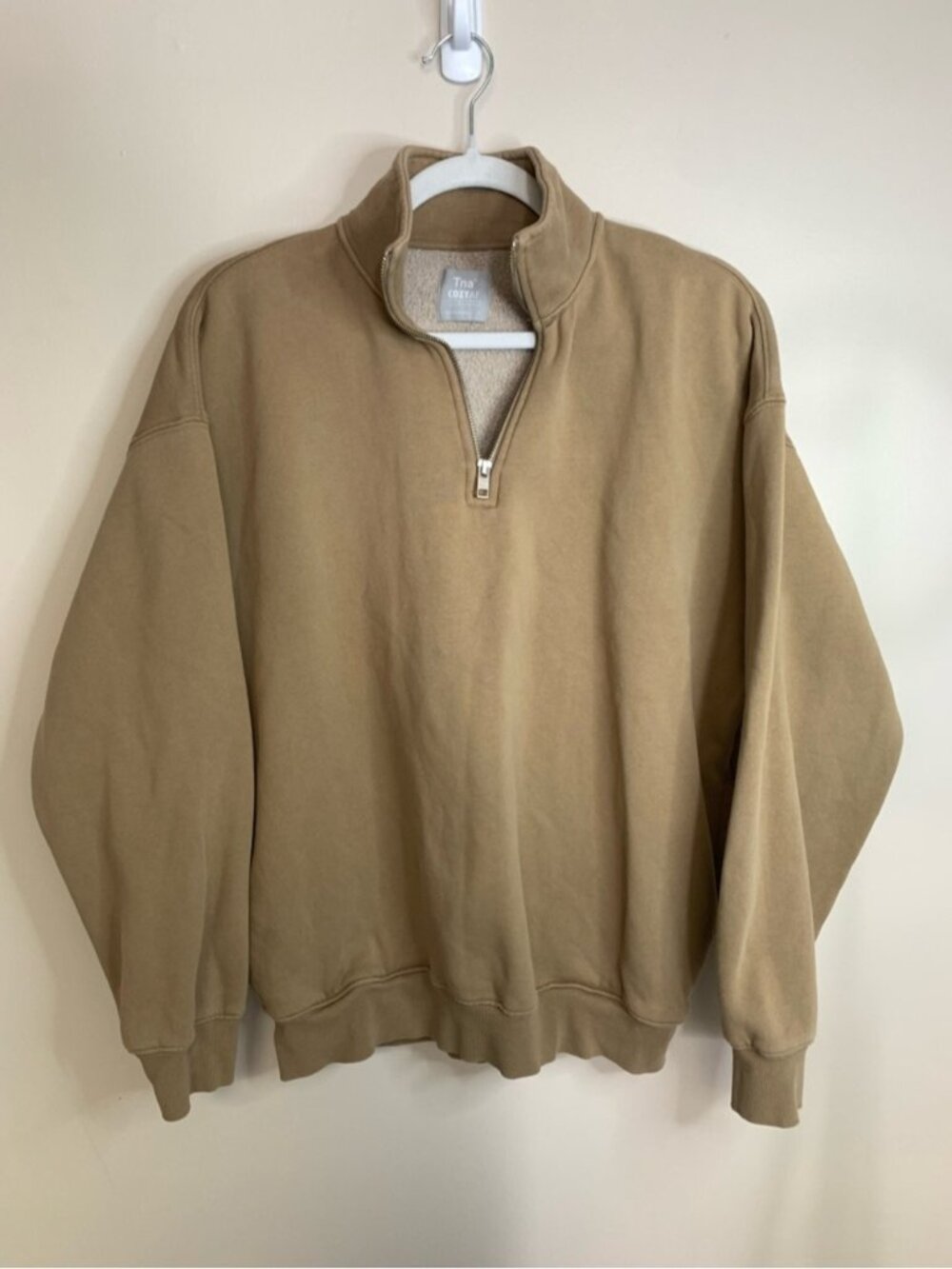 Aritzia TNA Sweater M